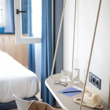 L'eautel Centre Port 4* Toulon