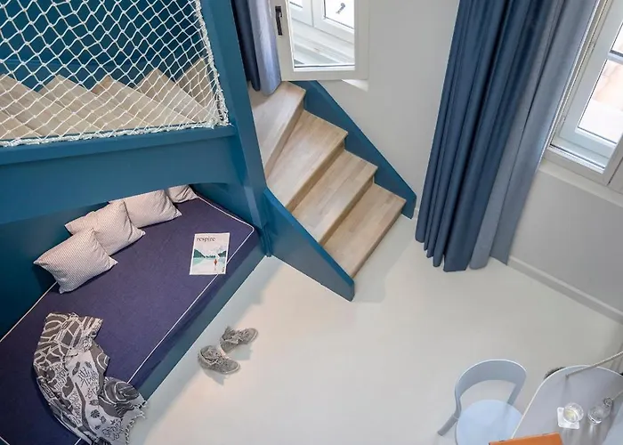 Hotell L'eautel Centre Port 4*