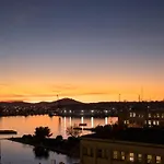 L'eautel Centre Port 4*