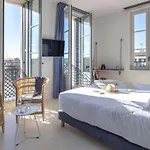 L'eautel Centre Port 4* Τουλόν