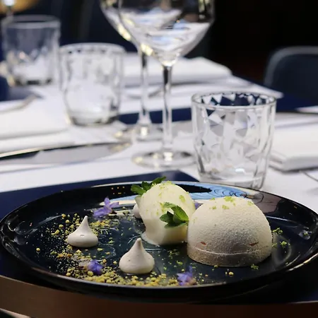 L'eautel Centre Port Hotel Tolón