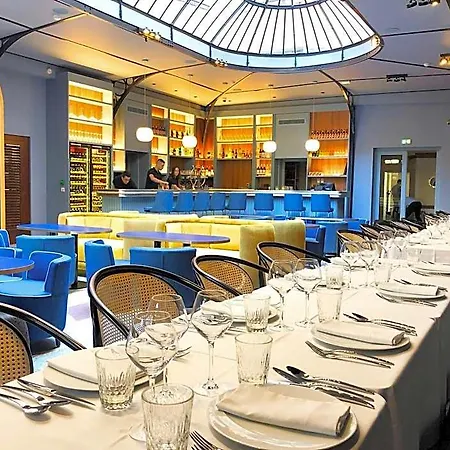 Hotel L'eautel Centre Port 4*